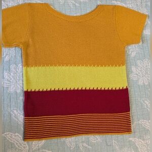 Beautiful Knitted Top. Size M.